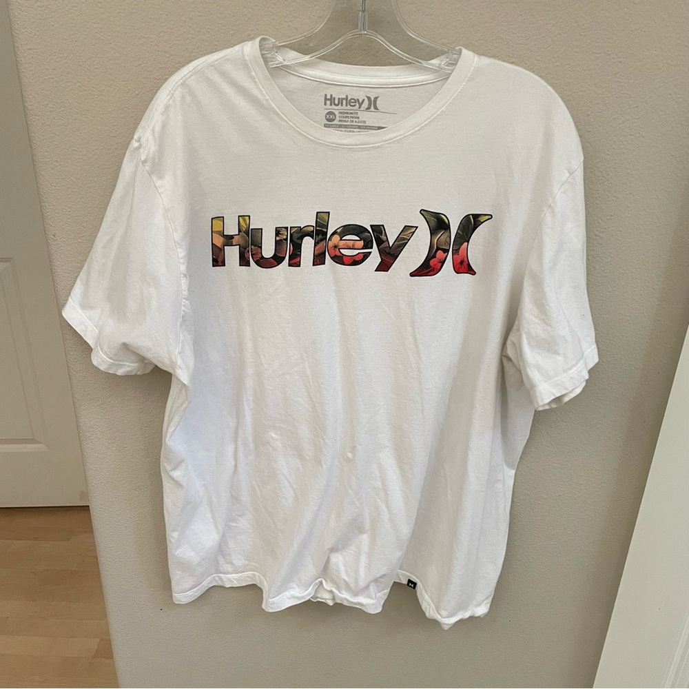 Hurley Graphic Tee size XXL